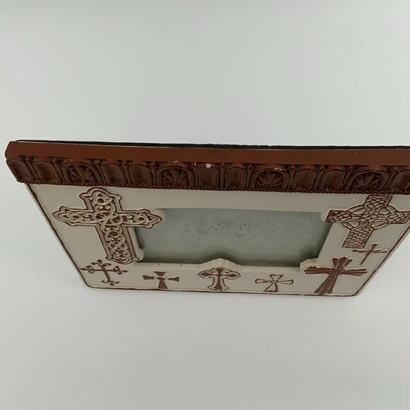 2008 The Encore Group Spiritual Harvest Glazed Cross Creme Frame 4 x 6 - Picture 2 of 9